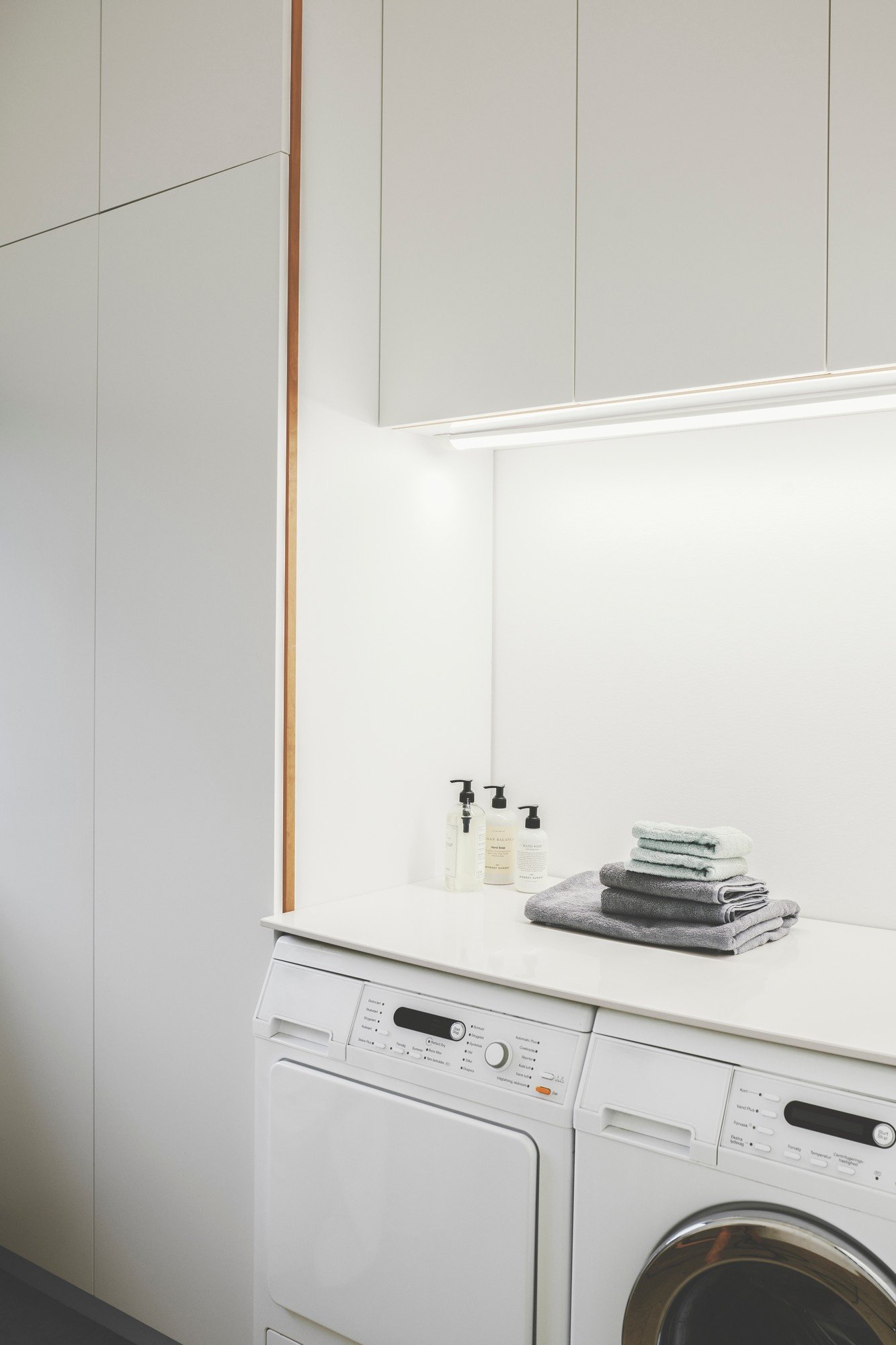 Nordlux Glendale 120 Batten Light Fitting белый
